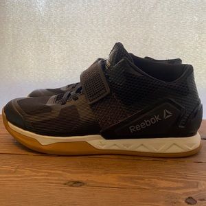 Reebok CrossFit lifters